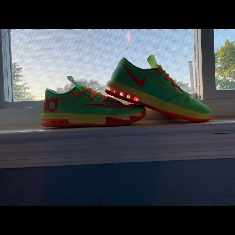 Nike KD 6 (GS) “candy edition” size 7 mens/youth